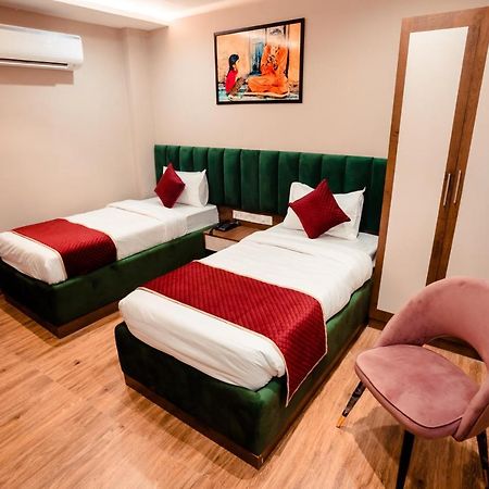 Hotel Jsr Ganga Varanasi Bagian luar foto