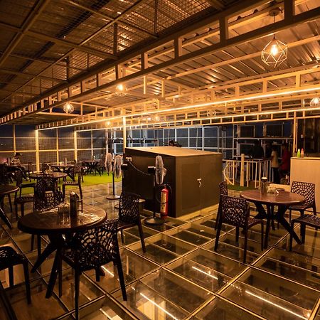 Hotel Jsr Ganga Varanasi Bagian luar foto