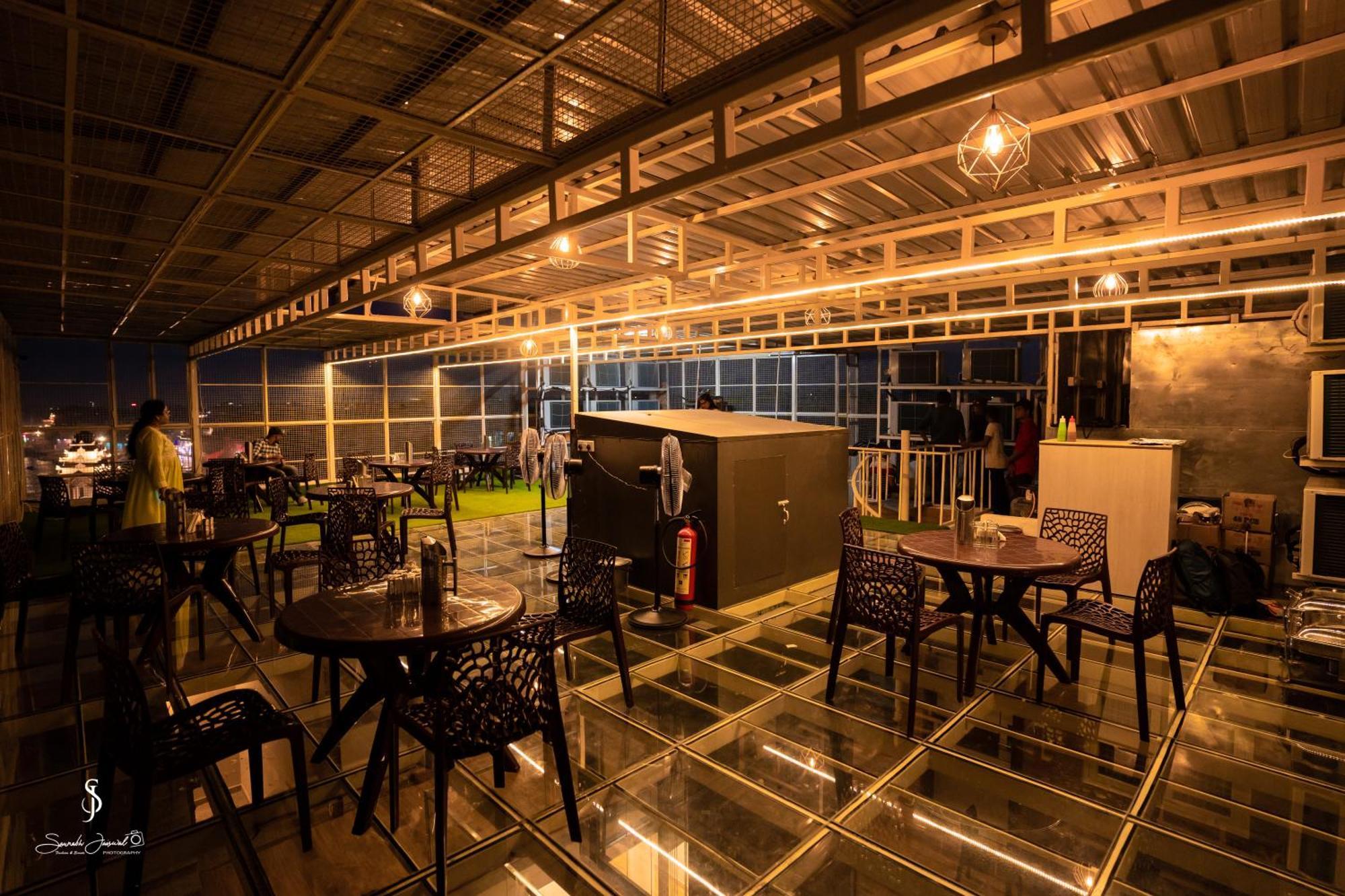 Hotel Jsr Ganga Varanasi Bagian luar foto